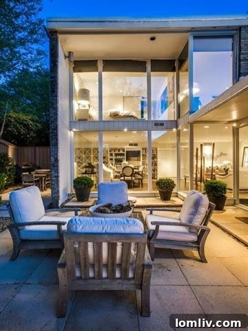 Private Courtyard Oasis Dallas Home