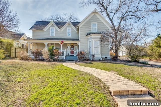 702 S Parker St McKinney - Historic Charm