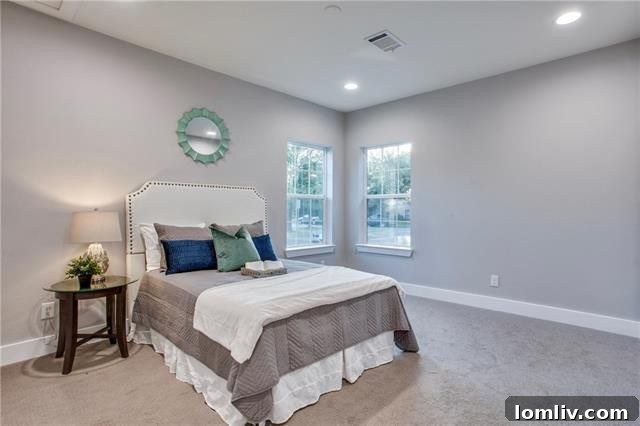 Comfortable Secondary Bedroom