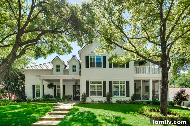 Luxury Home at 8822 Grenore Dr. in Dallas by New Leaf Custom Homes