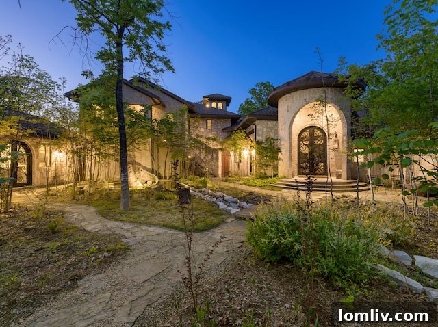 Luxury Spanish Style Lakeside Home in Land's End on Lake Fork