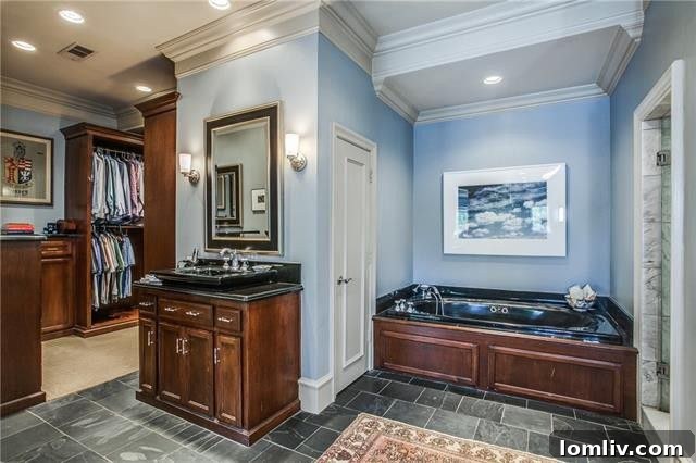 Spa-like Master Bathroom with Steam Shower and Jetted Tub