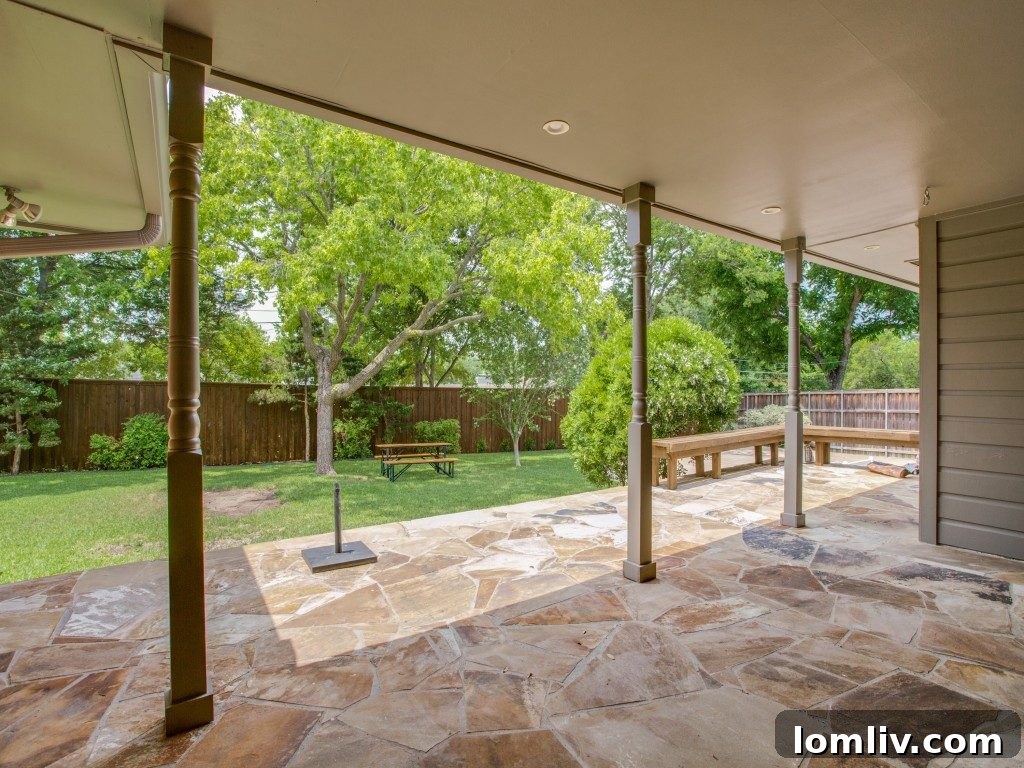 Chicot Drive Master Bathroom Vanity