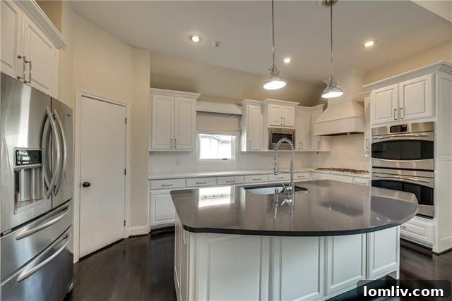 Elegant Dining Area Highland Park