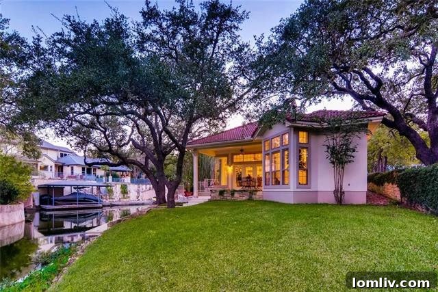 A Million Dollar Oasis on Horseshoe Bay 2 eec4691dc7779acc447b653b7e4c6fd3l-m32xd-w1020_h770_q80