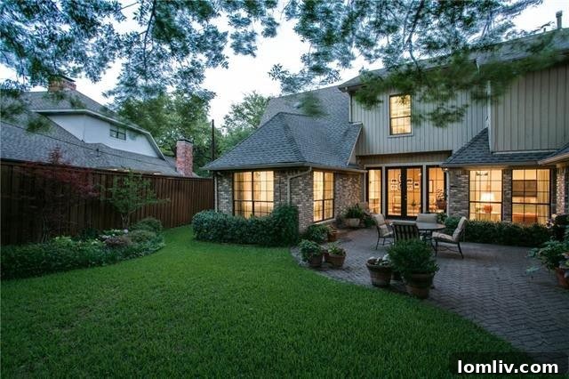 Prestonwood Creek Contemporary Gem Tops Dallas Open House List 12 Inviting master bedroom with private views of the backyard and direct access to ensuite bath