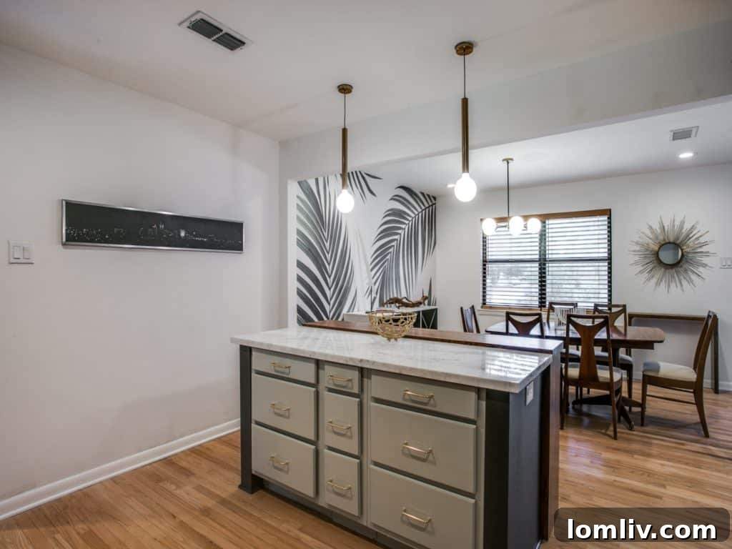 Seamless transition between living spaces
