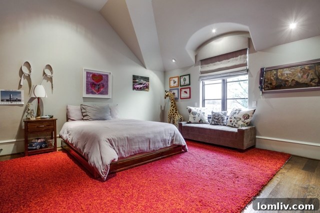 Inviting secondary bedroom with ample space