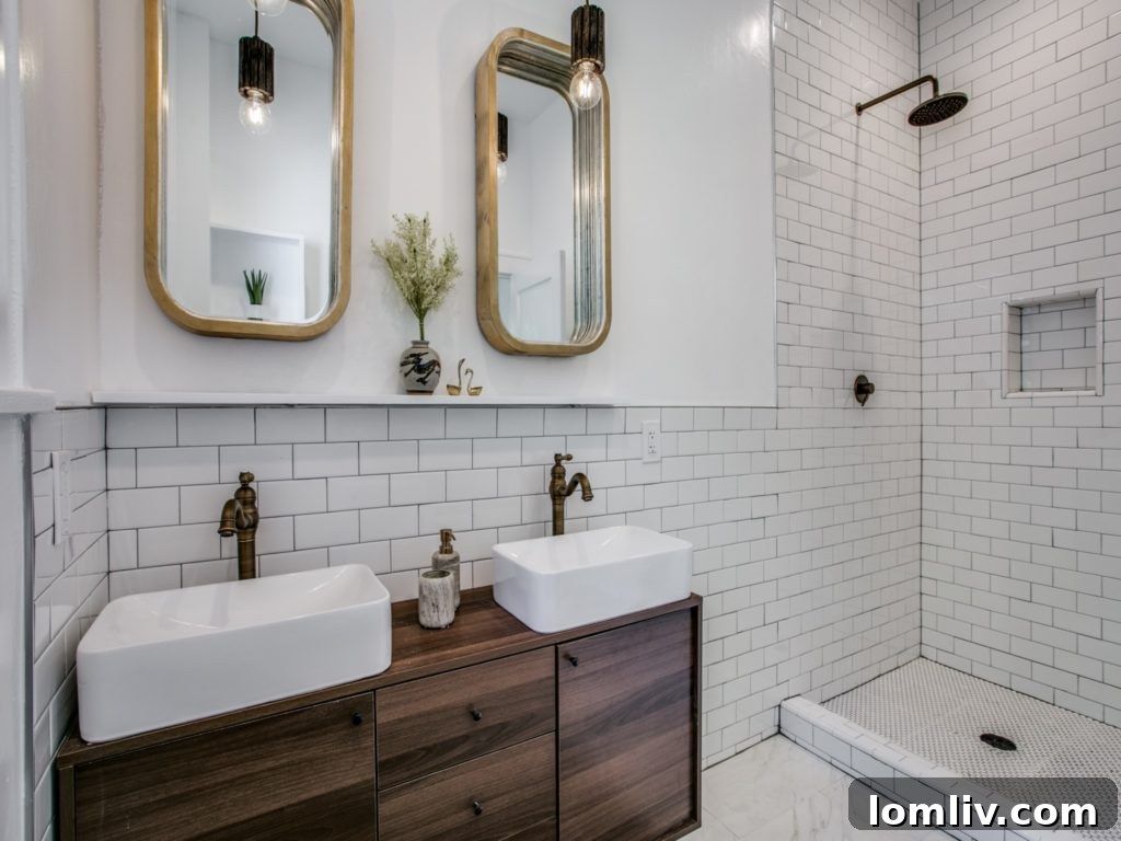 5840 Belmont Avenue Dallas - Stylishly Renovated Bathroom