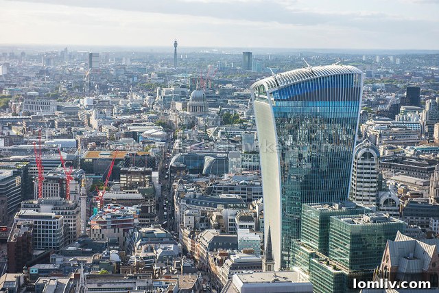 London's Walkie Talkie building, 2015's Carbuncle Cup winner