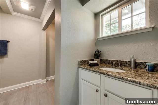 Third bedroom with new carpeting