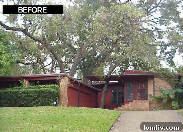 The stunning exterior of 7128 Wildgrove Ave, Lakewood Dallas