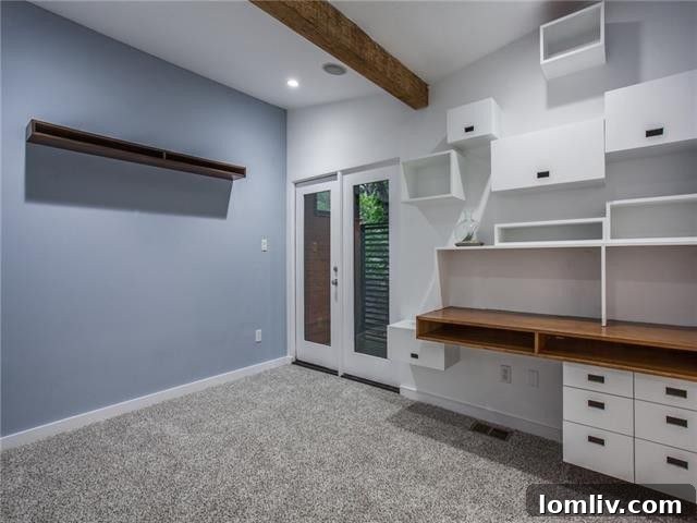 Bright secondary bedroom with access to the outdoor catwalk