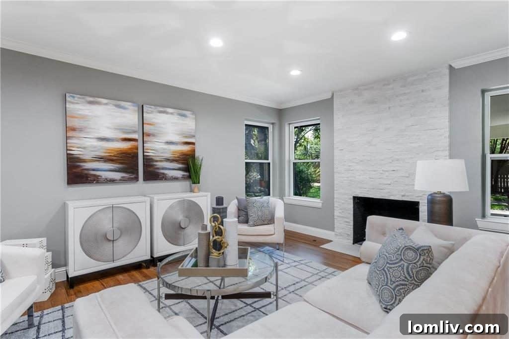 Modern Kitchen with Stainless Steel Appliances and Ample Counter Space