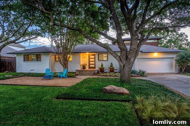 Charming Exterior View of Renovated Ranch Home at 11031 Lawnhaven