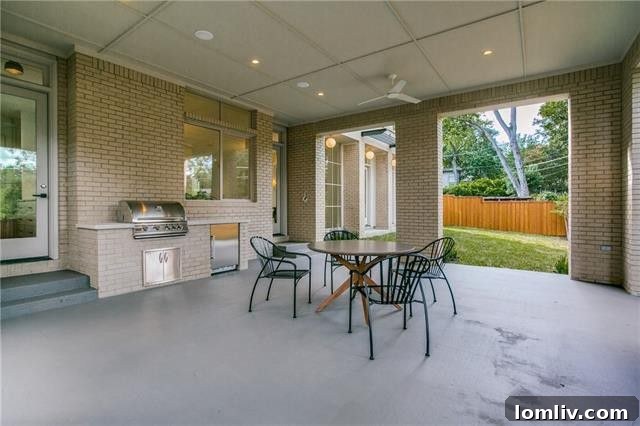 Expansive Backyard with Manicured Lawn and Potential for Outdoor Activities