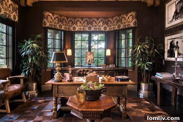 Luxurious Amenities at 5031 Deloache Avenue Dallas