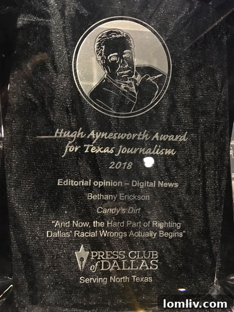 Bethany Erickson at an awards ceremony, a prominent figure in Texas journalism.