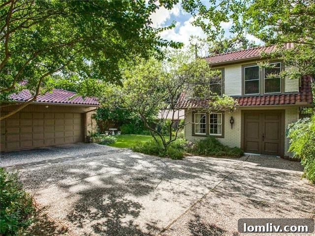 Exterior Swiss Avenue Home