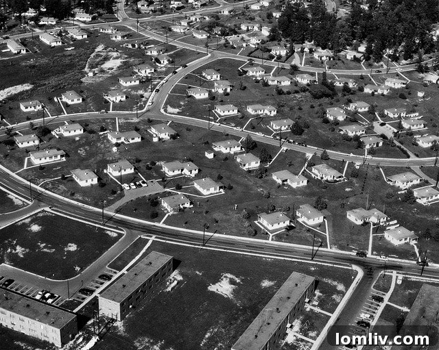 Oak Ridge, Tennessee residential neighborhood circa 1955, illustrating a common mid-century suburban layout