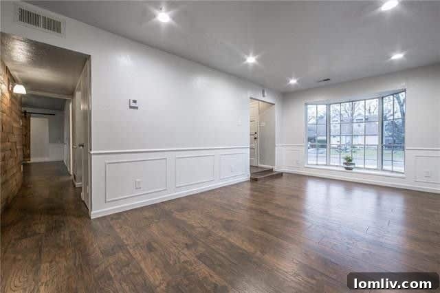 Exterior View of 4238 Tynes Circle Garland TX