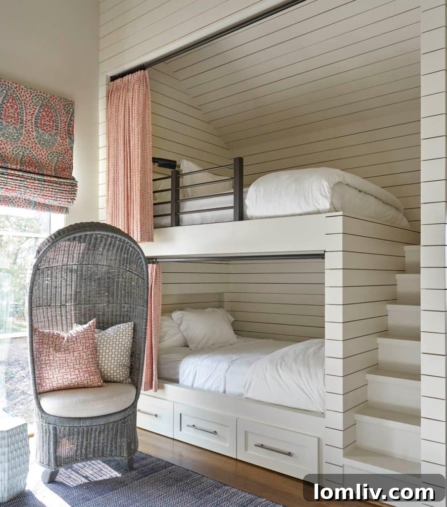 Unlock the Architect's Secrets: 6 Pillars of Your Perfect Vacation Home Design 5 12-061-Saphier-Lakehouse_Long-Cove_000