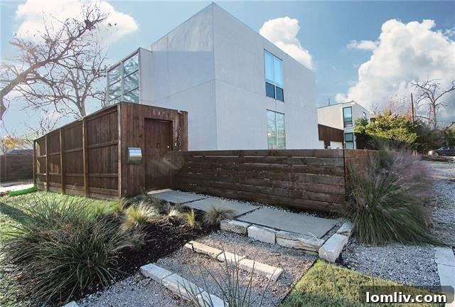 Catch Four Must See Houses This Weekend 18 Modern Contemporary home exterior in Old East Dallas