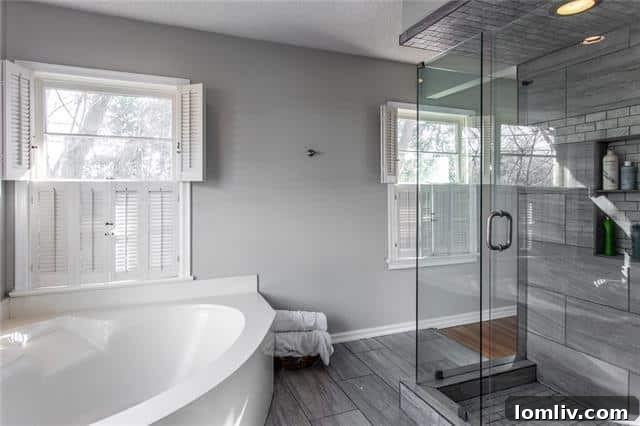 Curzon Avenue Cottage: Where Yesteryear Lives 10 Elegant Master Bathroom with Soaker Tub