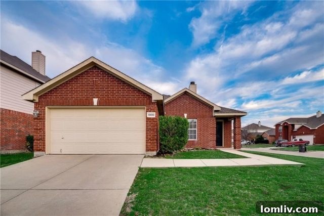 Charming Starter Home in Roanoke's Ranches Neighborhood