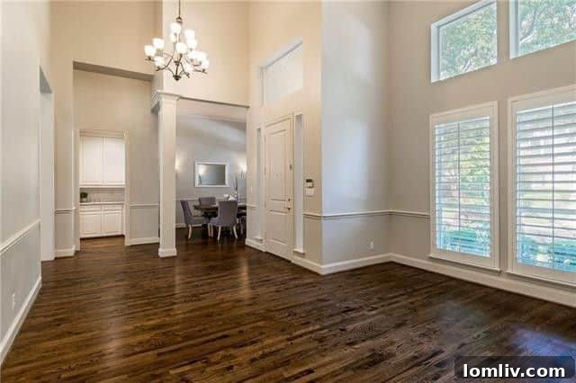 Elegant Living Room with Fireplace and Hardwood Floors