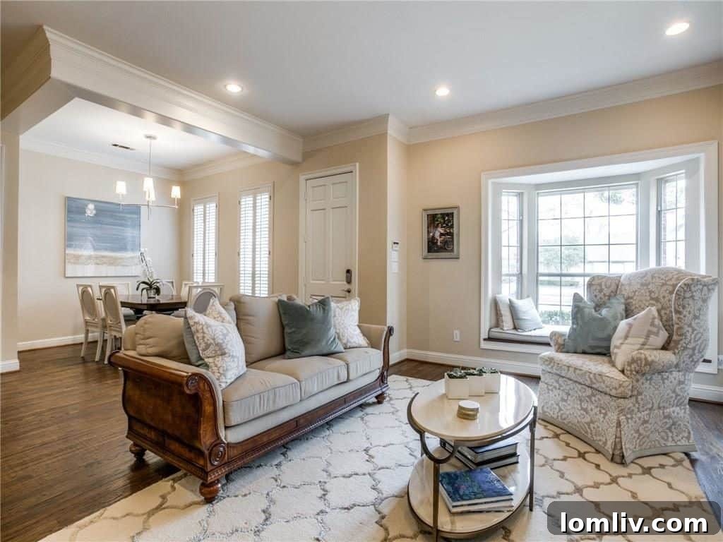 Elegant Entryway of 4421 Purdue Avenue Residence