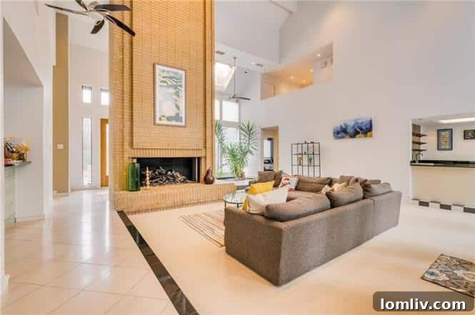 Bent-Oak2 - Grand Living Room with Fireplace