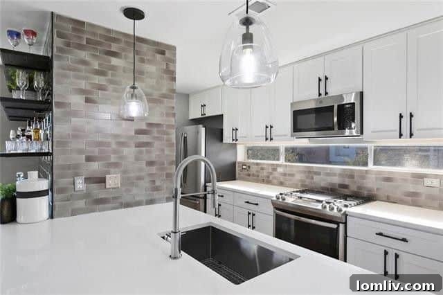 Luxurious Kitchen with Quartz Countertops