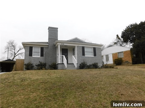 A classic home on Avon Street in the historic El Tivoli Place neighborhood