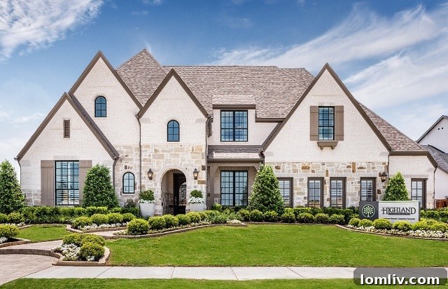 Open Floor Plans and Abundant Light in Grove Frisco Homes