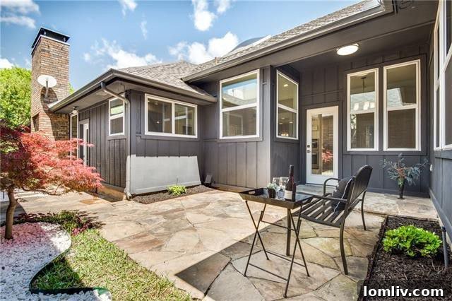 Remodeled Mid-Century Modern Interior Dallas