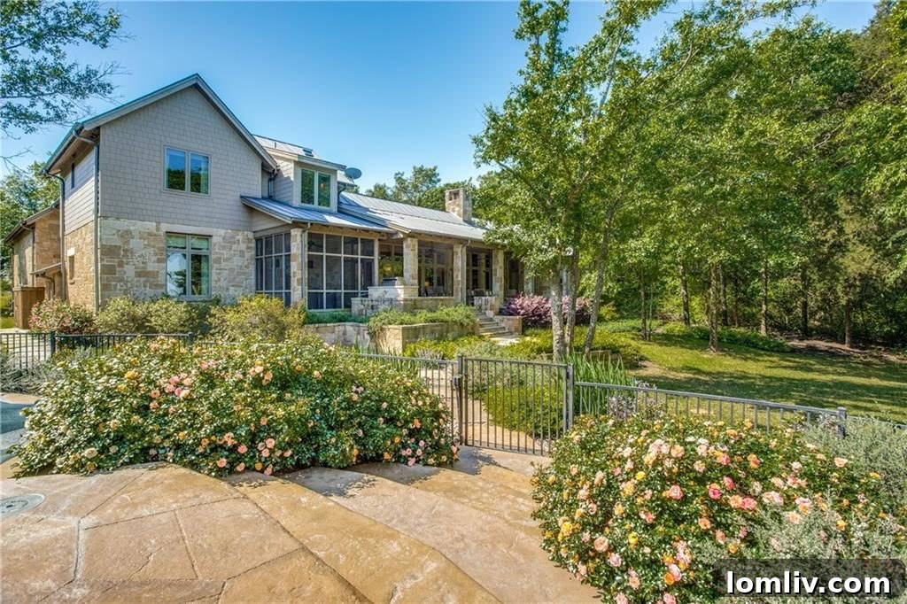 Luxury ranch home at Cedar Creek Lake 505 Ranch Club