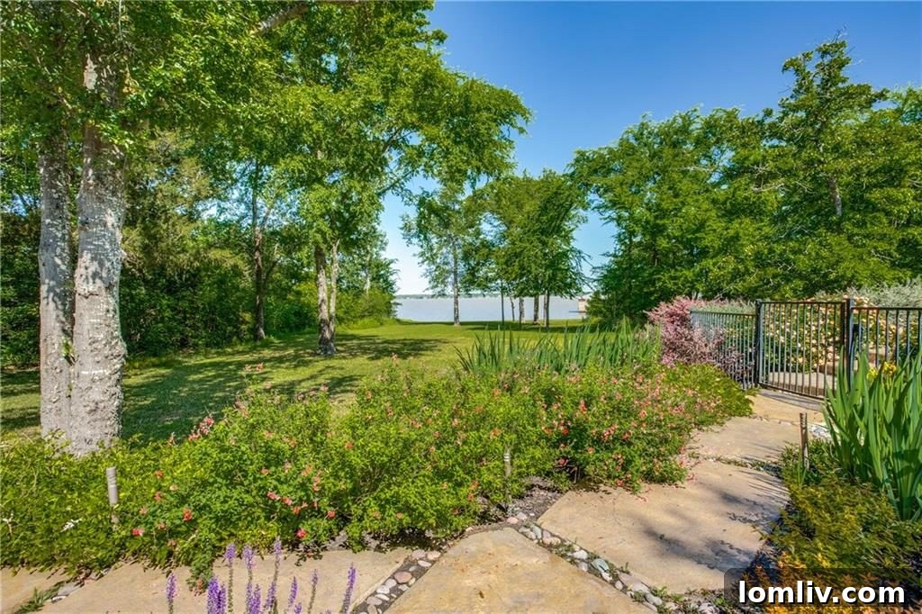 Scenic View of Cedar Creek Lake and 505 Ranch