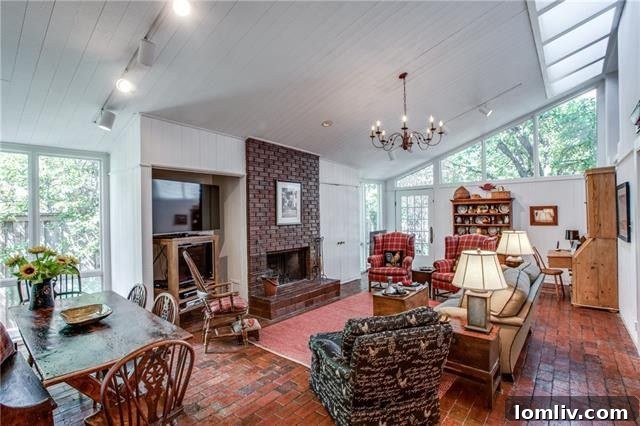 Bright master suite with skylights and views of Live Oaks in Highland Park