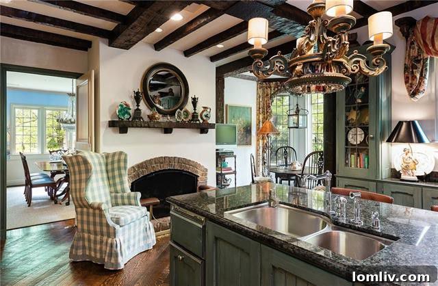 Highland Park's Tudor Treasure: A Storied Past 10 Modern Amenities in a Historic Kitchen