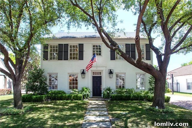 Stunning exterior of 2721 Manorwood Trail in Villages at Stonegate, Fort Worth, surrounded by mature trees