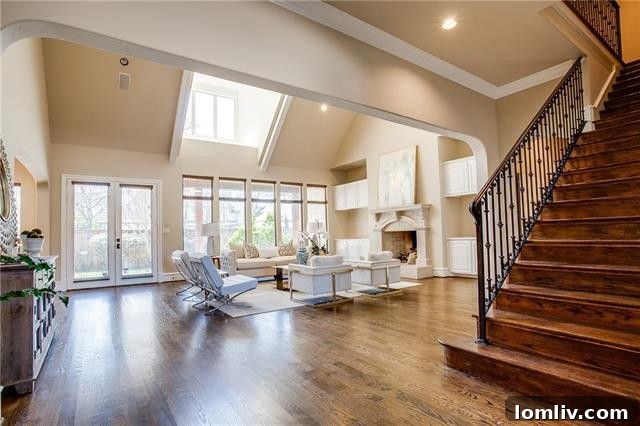 Spacious Living Area with Natural Light in Inwood Road Estates
