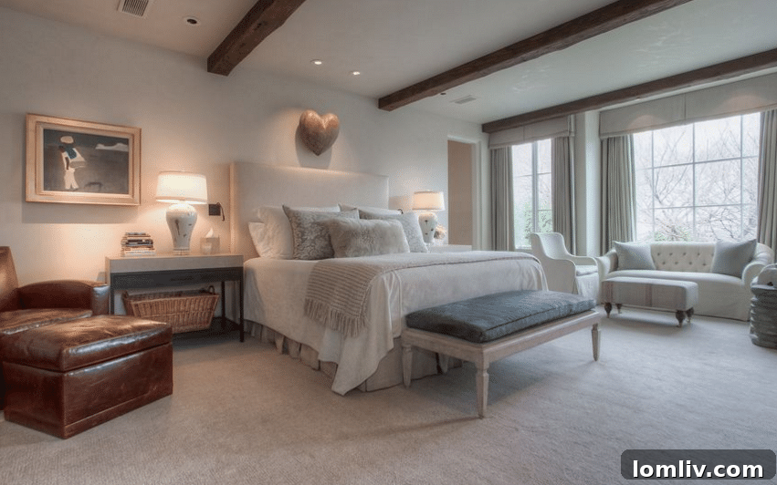 Downstairs Guest Bedroom with En-suite Bath