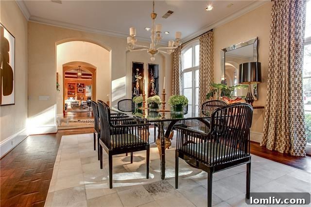 Luxurious Interior Design of 2101 Bradford Park Court