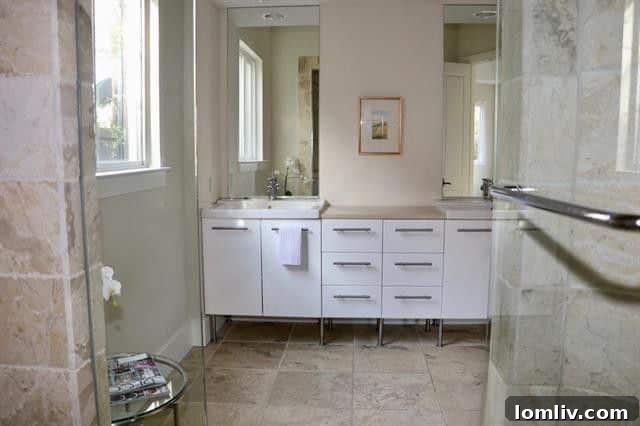 Custom gourmet kitchen with stone tile floors in 4321 N. Cresthaven Road