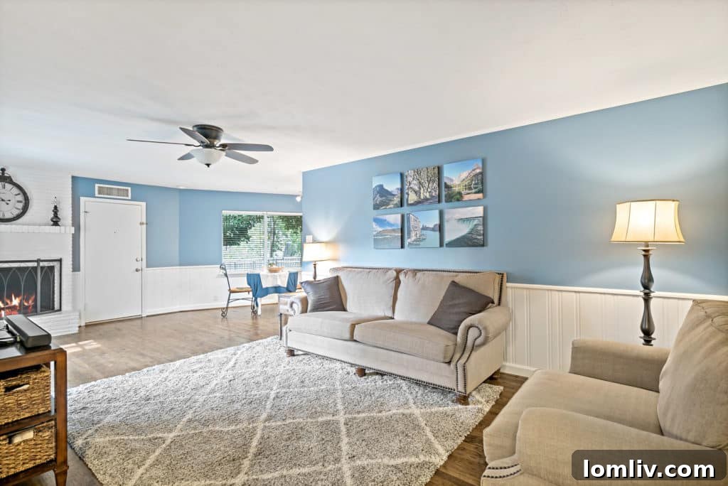 Star Power 815 Peavy 4 Inviting living room with detailed wall finishes at 815 Peavy Road
