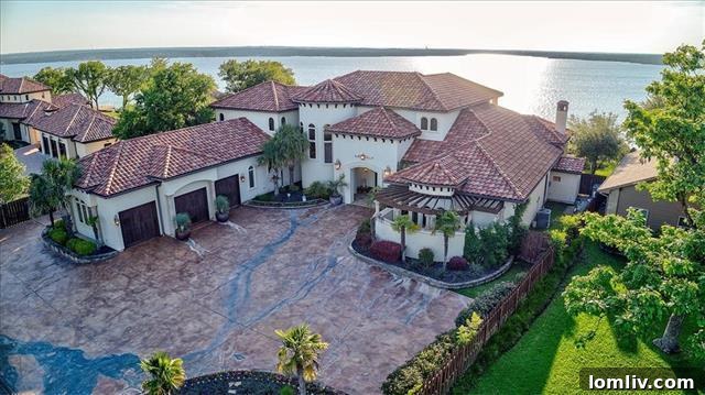 Stunning Mediterranean Lakefront Villa at Eagle Mountain Lake