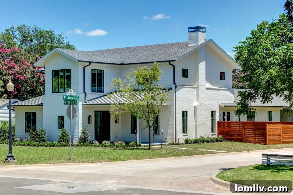 Luxury new construction home at 700 N. Bailey Avenue in Fort Worth's Crestwood neighborhood, showcasing exceptional corner lot design.