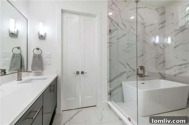 Luxurious Master Bathroom