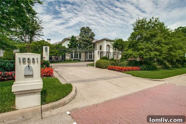 Emmitt Smith's Luxurious Winnwood Mansion Exterior